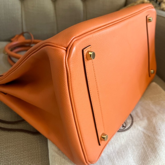 ❌SOLD❌Birkin 35 Mango on PHW
Epspm Leather Stamp P Square (2012) - Picture 11 of 16